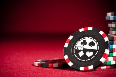 Live dealer interface in demopg Koprok showing card distribution and hand values